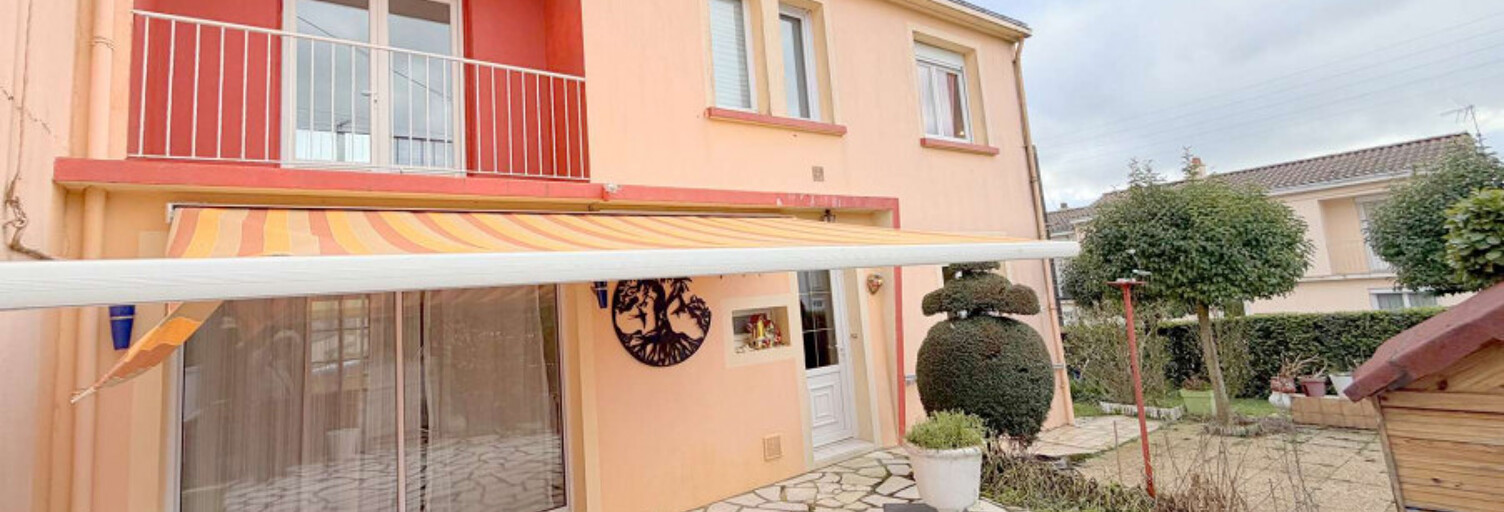 Maison 7 Pièces 103 m² à vendre à La Châtaigneraie (85120)