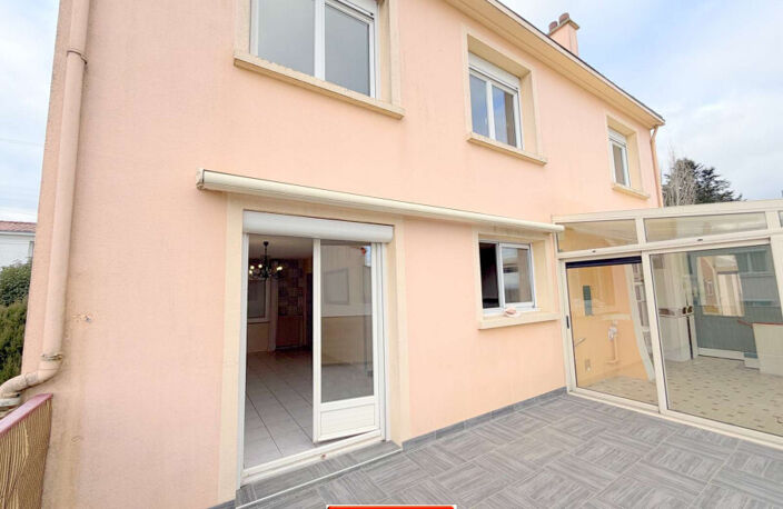 Vente maison 7 pièces 103 m² La Châtaigneraie (85120) — photo 2