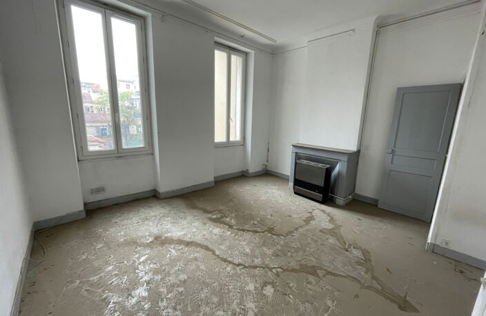 Vente appartement 2 pièces 51 m² Marseille 6 (13006) — photo 3