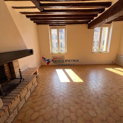 Appartement 5 pièces 1290 €