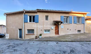 Maison 4 Pièces 89 m² à vendre à Châteauneuf-du-Pape (84230)