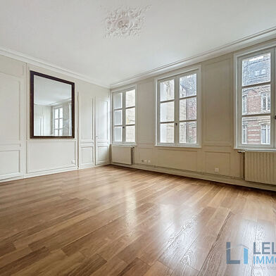 Appartement 3 pièces 1075 €