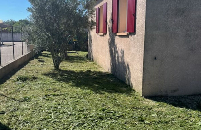 Saint Etienne du Grès : Villa de plein pied, 3 chambres, terrain 410m² — photo 3