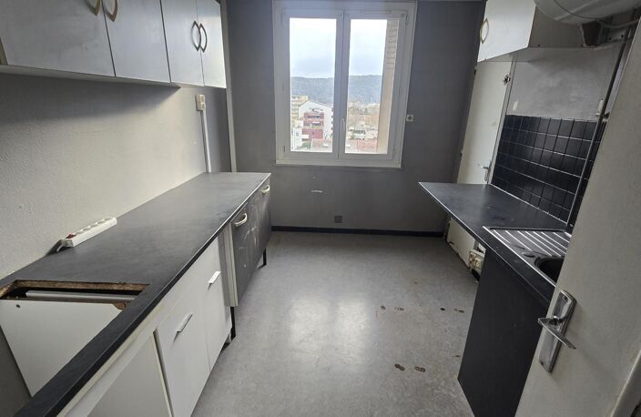 Vente appartement 3 pièces 58 m² Le Pont-de-Claix (38800) — photo 2