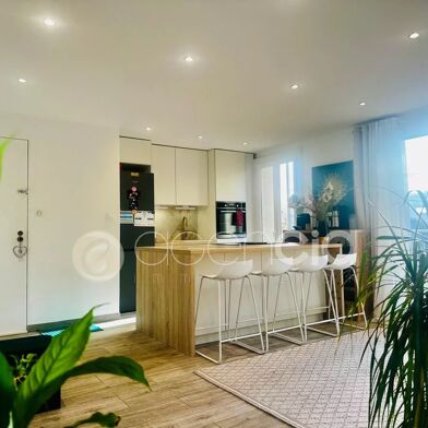 Appartement 4 pièces 325000 €