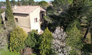 Maison 9 Pièces 242 m² à vendre à Uzès (30700)