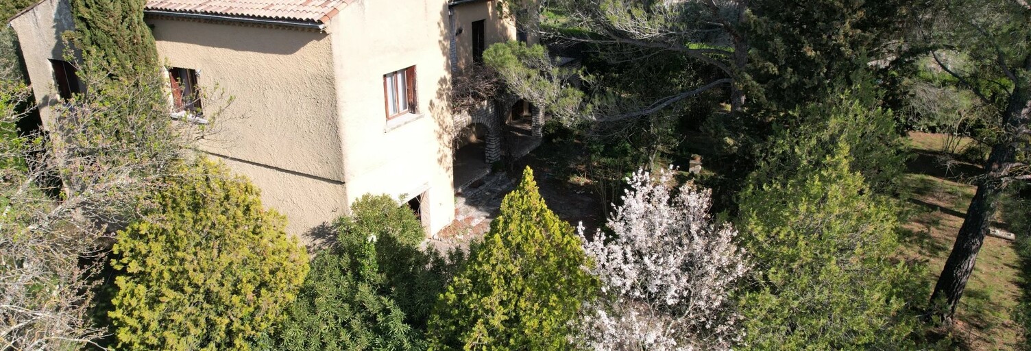 Maison 9 Pièces 242 m² à vendre à Uzès (30700)