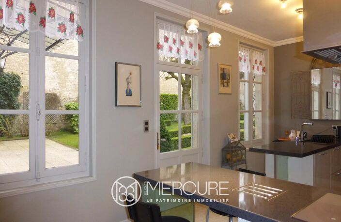 APPARTEMENT-MAISON AVEC JARDIN — photo 4