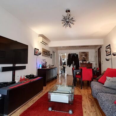 Appartement 3 pièces 1379 €