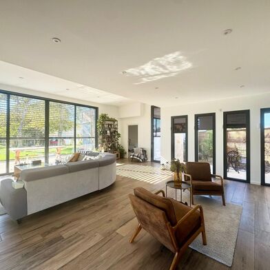 Maison 7 pièces 676000 €