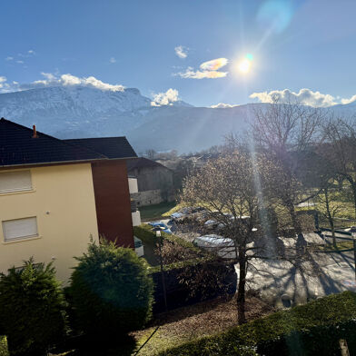 Appartement 3 pièces 245000 €