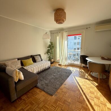 Appartement 3 pièces 1520 €