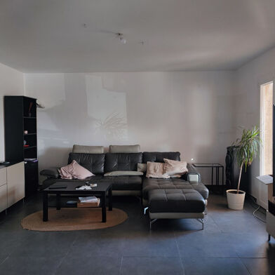 Maison 3 pièces 1204 €