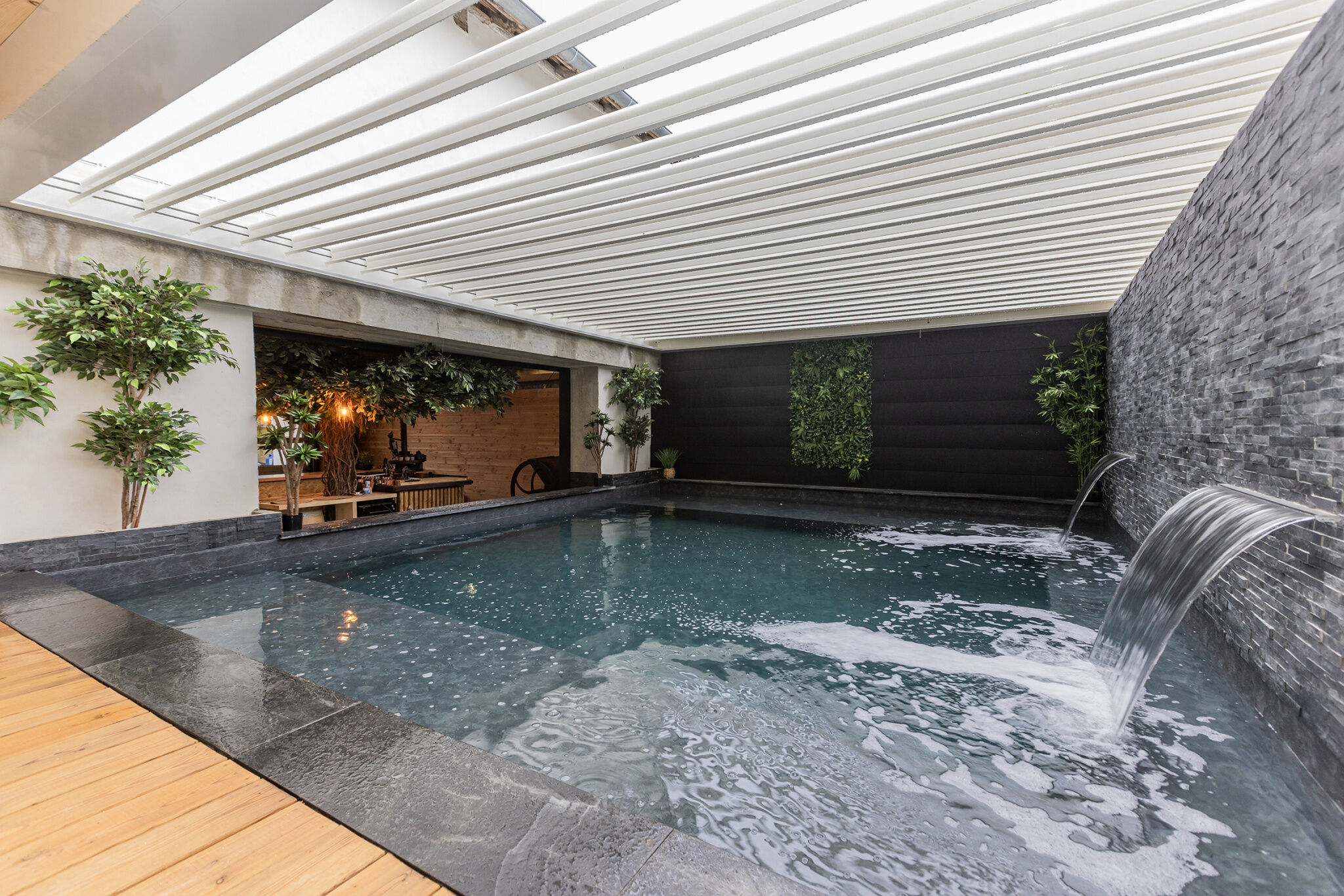 Villa / Maison 8 pièces  à vendre Lons 64140