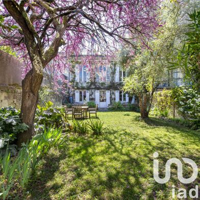 Maison 8 pièces 997000 €