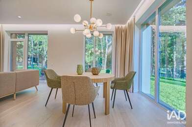 Appartement 4 pièces 316250 €