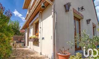 Maison 6 Pièces 107 m² à vendre à Chanteloup-les-Vignes (78570)