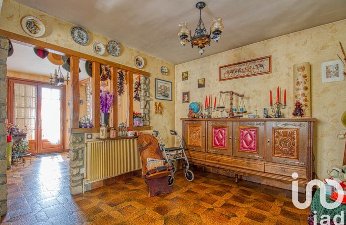 Vente Maison/villa 6 pièces — photo 2
