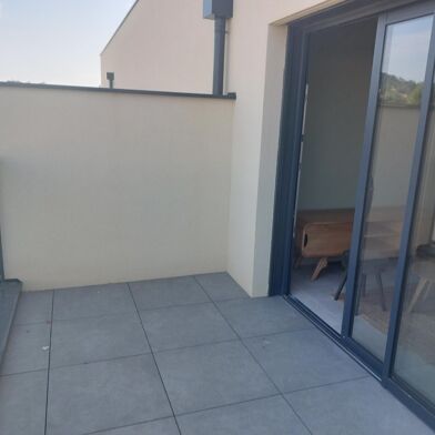 Appartement 2 pièces 887 €