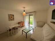T1 MEUBLE AU RDC AVEC JARDIN — photo 2