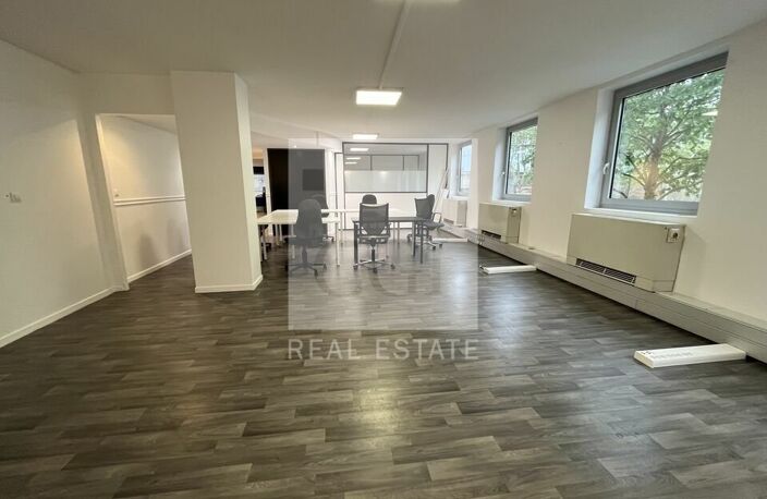 BUREAUX à LOUER — photo 3
