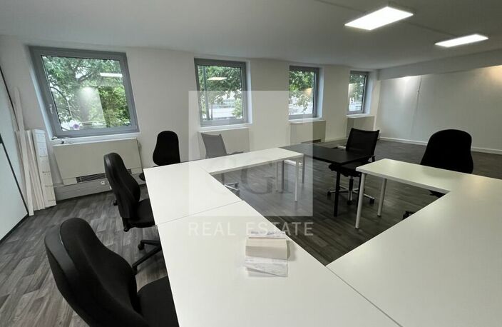 BUREAUX à LOUER — photo 4