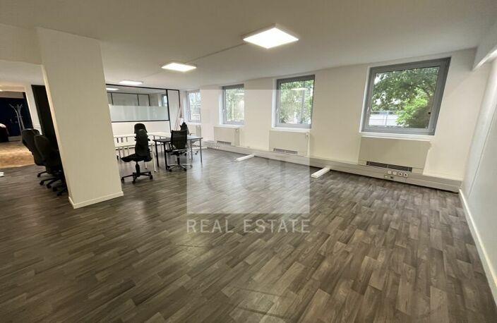 BUREAUX à LOUER — photo 5