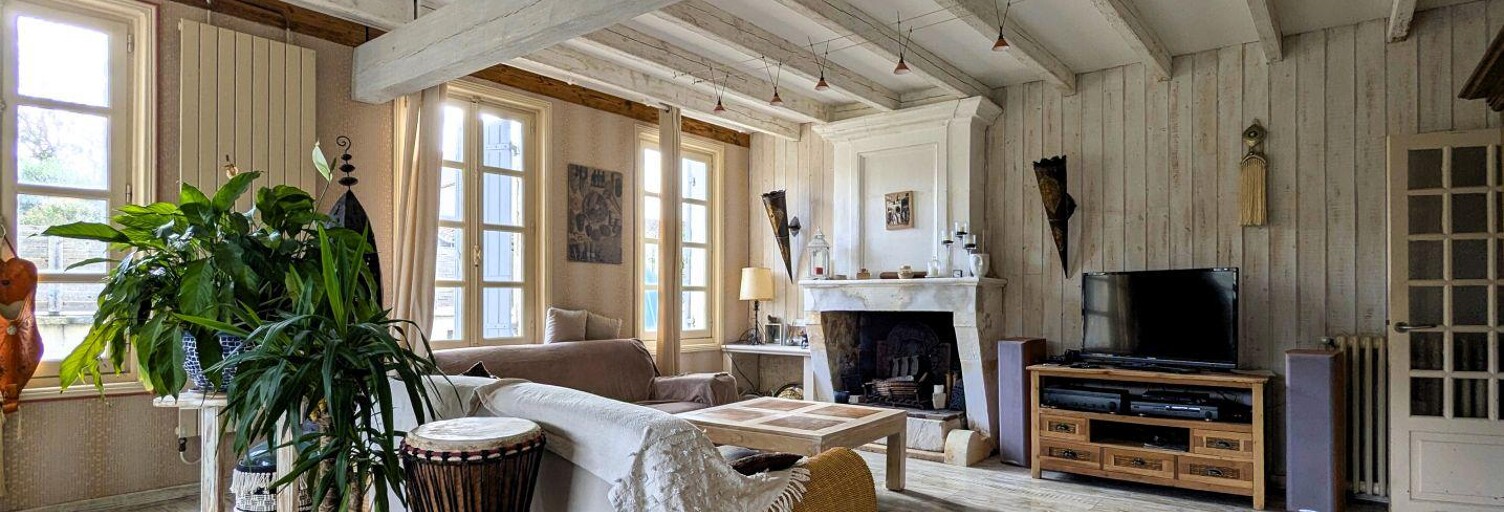 Maison 6 Pièces 168 m² à vendre à Les Gonds (17100)