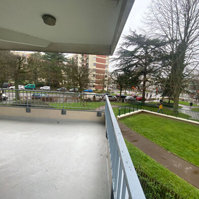 Appartement 4 pièces 288750 €