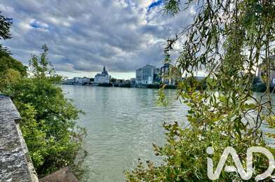 Appartement 4 pièces 235000 €