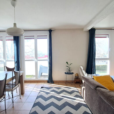 Appartement 5 pièces 172900 €