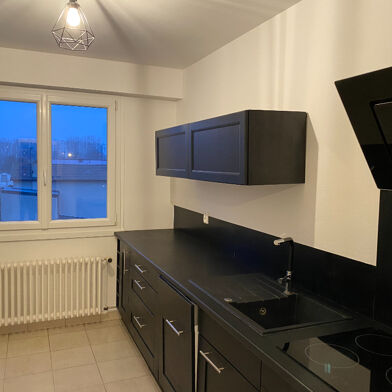 Appartement 3 pièces 847 €