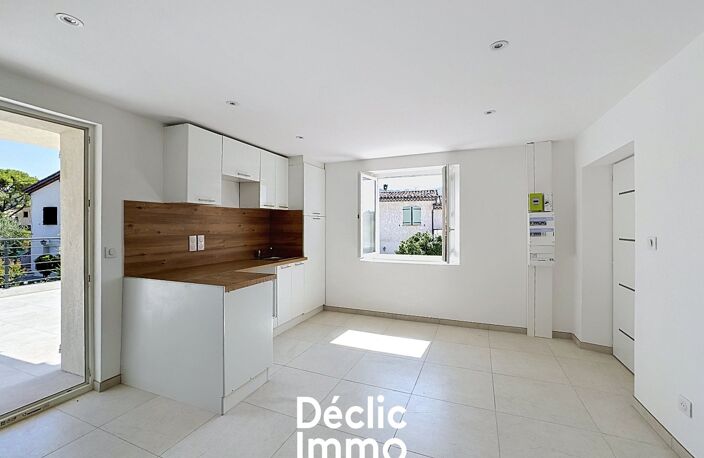 APPARTEMENT RENOVE - 2 PIECES - TERRASSE -  PEGOMAS — photo 3