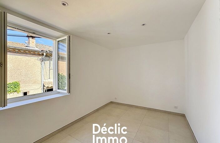 APPARTEMENT RENOVE - 2 PIECES - TERRASSE -  PEGOMAS — photo 4