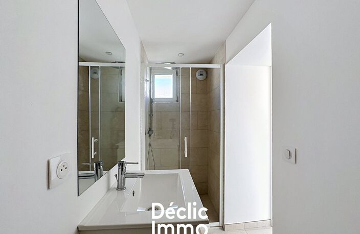 APPARTEMENT RENOVE - 2 PIECES - TERRASSE -  PEGOMAS — photo 5