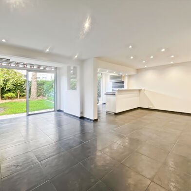 Appartement 3 pièces 1625 €