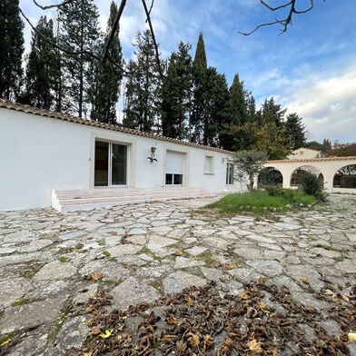 Appartement 2 pièces 787 €