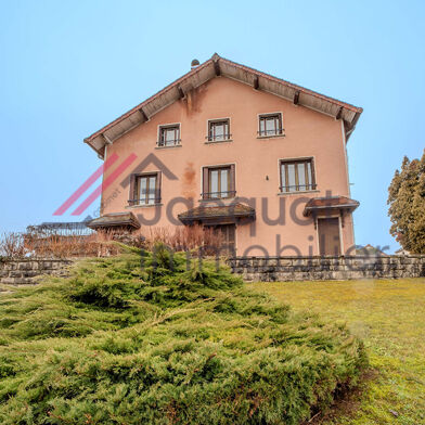 Maison 9 pièces 259000 €