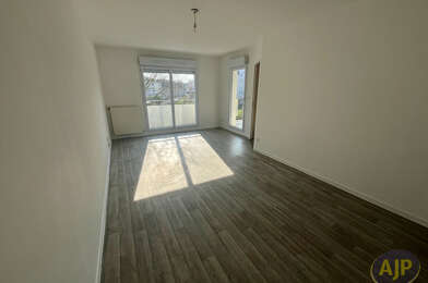 Appartement 3 pièces 972 €