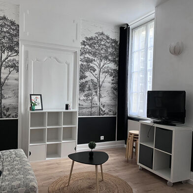 Appartement 1 pièces 540 €