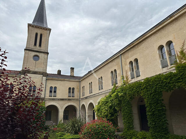 Appartement Niort 5 pièce(s) 98.15 m2 — photo du bien