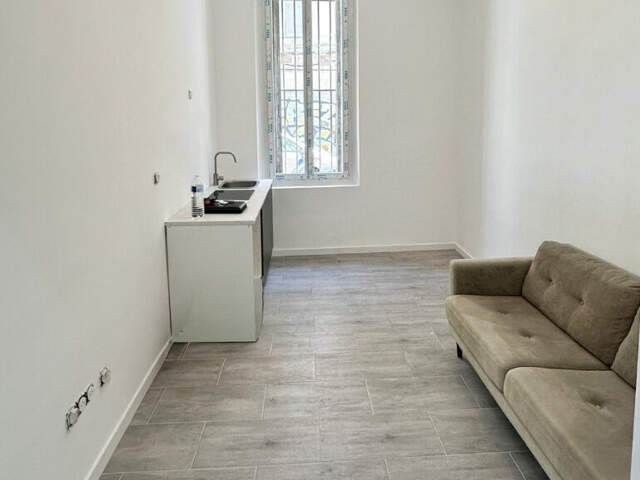 Grand T2 rénové avec goût Marseille 13002 — photo du bien