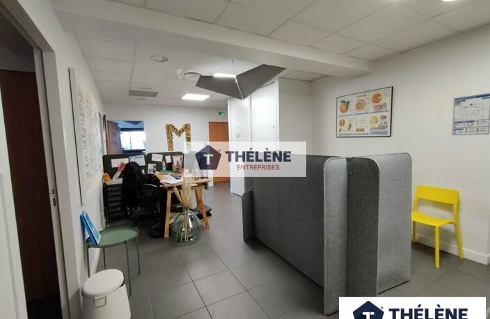 BUREAUX à LOUER — photo 4