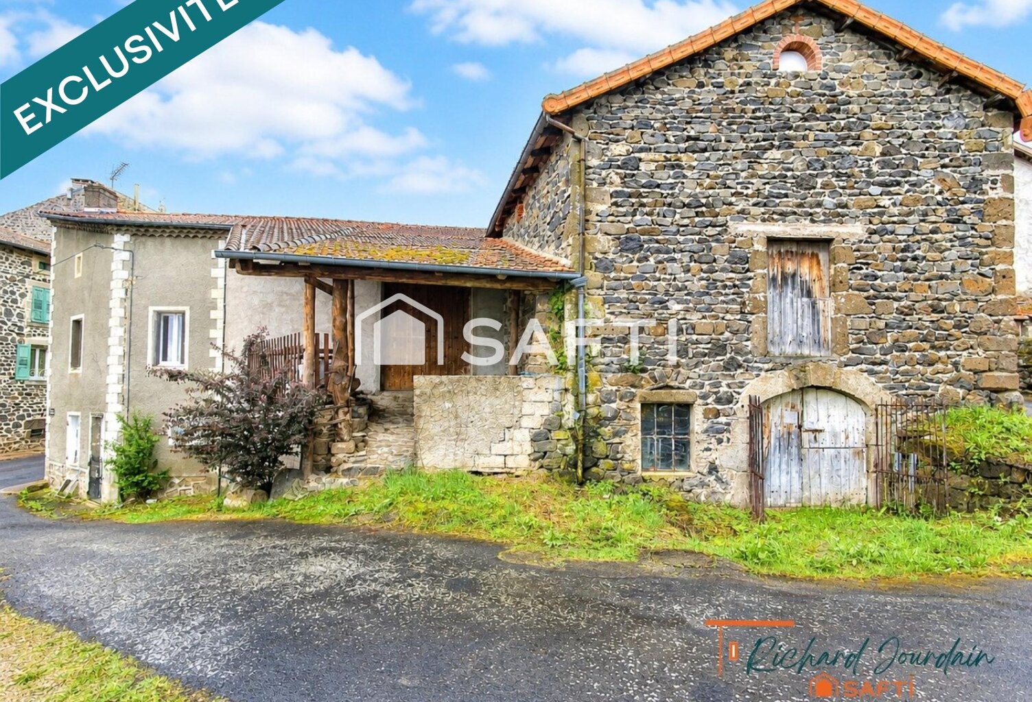 Petite maison de bourg avec écurie & grange  à finir de rénover — photo 1