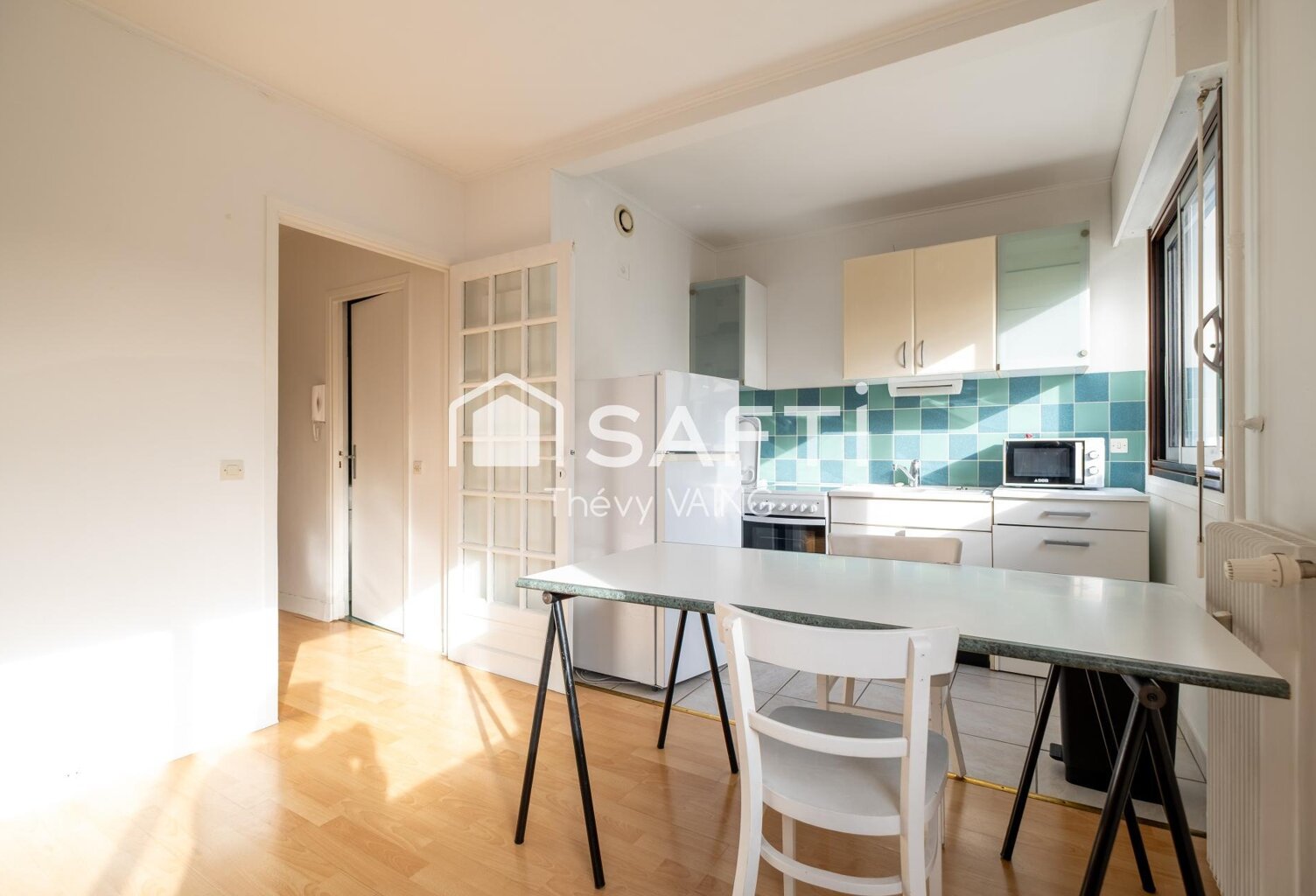 5e ETAGE / ASCENSEUR / GARDIEN / CAVE / PARKING — photo 1