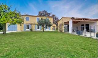 Maison 7 Pièces 200 m² à vendre à Caumont-sur-Durance (84510)