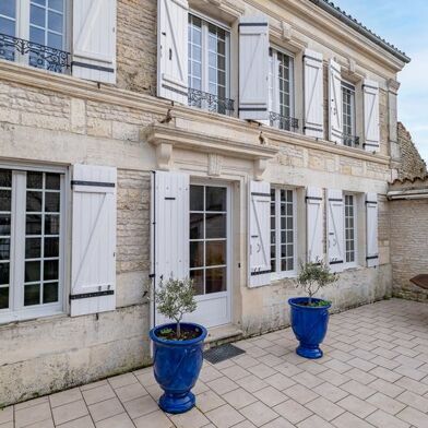 Maison 9 pièces 421200 €