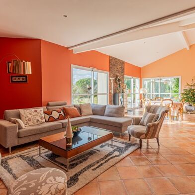 Maison 5 pièces 575850 €