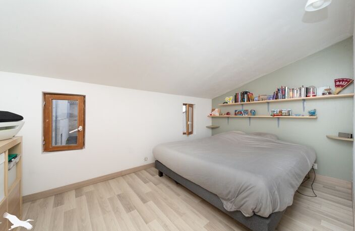 Maison en pierre de 4 pièces principales — photo 3