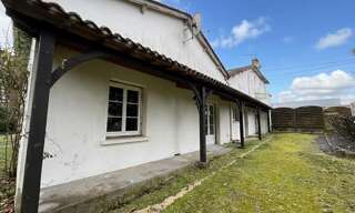 Maison 10 Pièces 212 m² à vendre à Saint-Médard (16300)